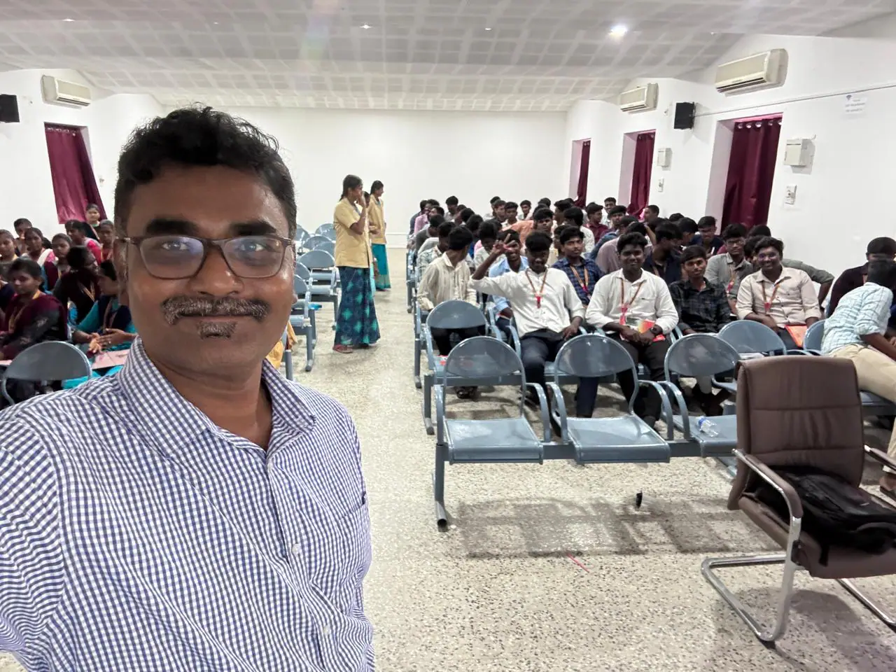 Life at Ovi campus moment 24