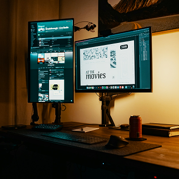 Freelance UI/UX Designer